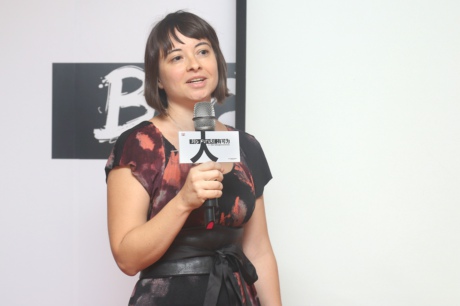 ()LEAɴuINO(jin)̫؅^(q)ؓ(f)؟(z) Silvia CicognaniƏV.jpg